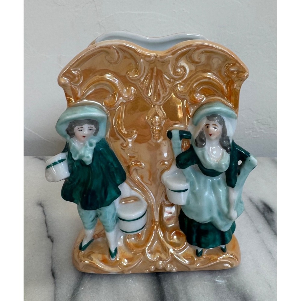 Vintage Iridescent Lusterware Porcelain Vase Victorian‎ Colonial Couple Japan